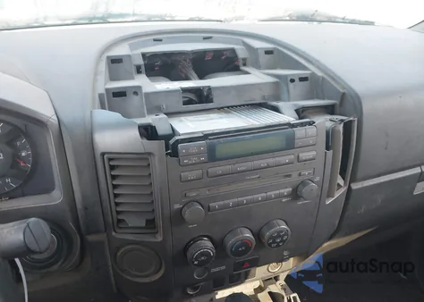 2005 Nissan Titan Se z USA, uszkodzony, nr VIN 1N6AA07A35N557279